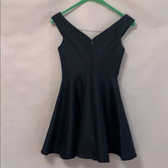 CAMEO STUNNING FIT‎ & FLARE MINI DRESS SIZE XS - Picture 5 of 8